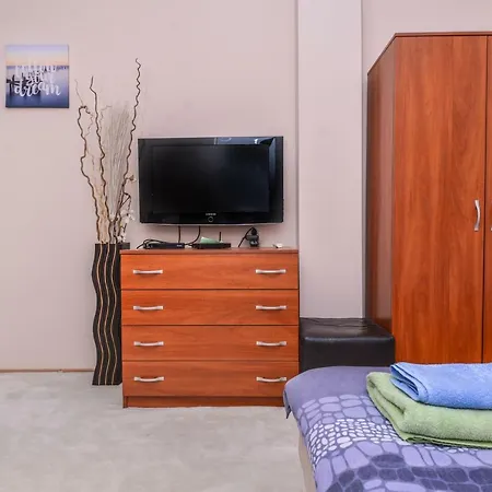 Center The Coffee House One Bedroom