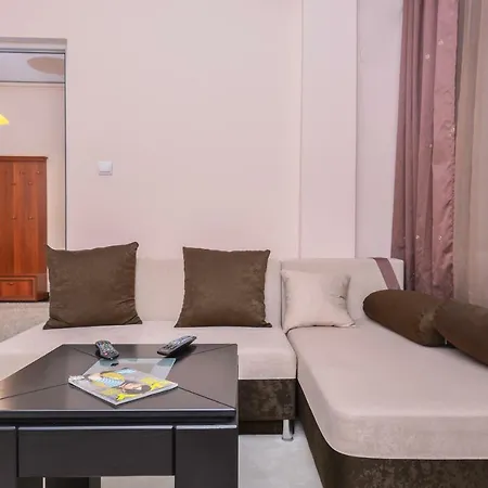 Center The Coffee House One Bedroom Apartment Sofia