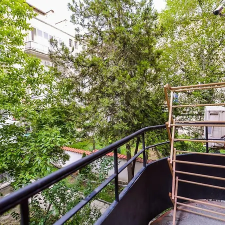 Center The Coffee House One Bedroom Apartment Sofia